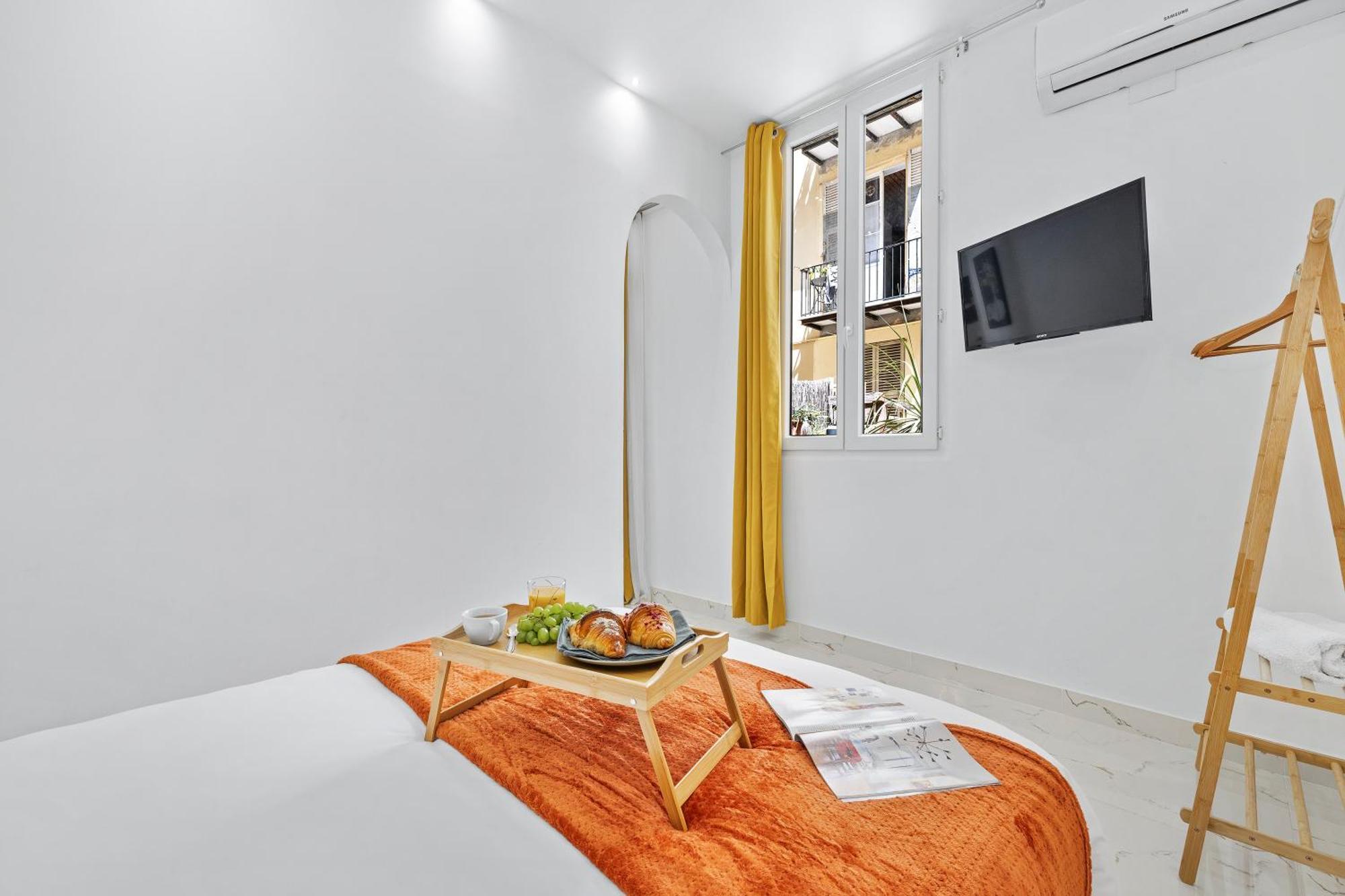2 - Hyper Centre - Air-conditioned - Terrace - Quiet - Tramway - Equipped Kitchen - Wifi Nizza