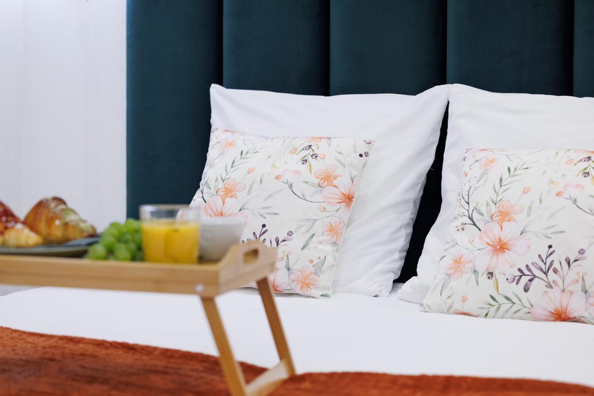 2 - Hyper Centre - Air-conditioned - Terrace - Quiet - Tramway - Equipped Kitchen - Wifi * Nizza